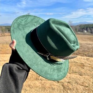 Green Suede Wide Brim Hat with Cowhide Band NWOT